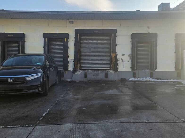 More Photos Of 1050 Rahway Ave, Avenel Light Manufacturing For Sale