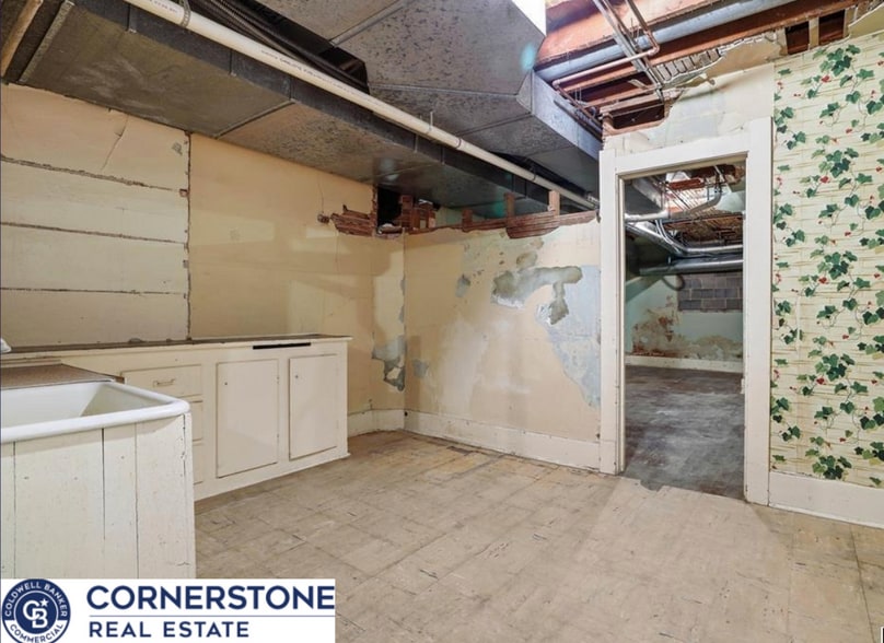 More Photos Of 1216 E 2nd St, Casper Office For Sale