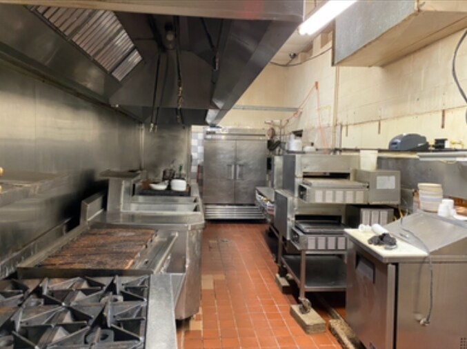 More Photos Of 2130 Alameda St, Norman Restaurant For Sale
