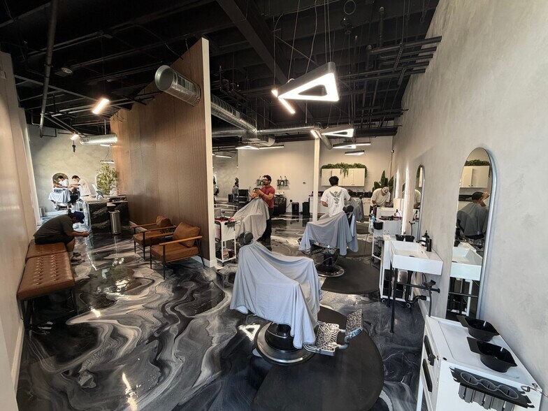 More Photos Of 960 S Virginia St, Reno Storefront Retail Office For Sale