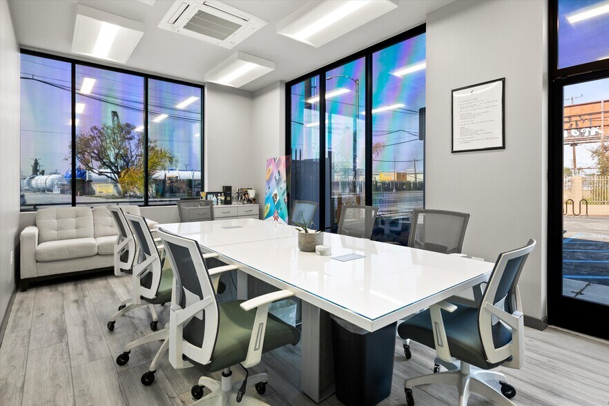 More Photos Of 6250 Paramount Blvd, Long Beach Warehouse For Sale