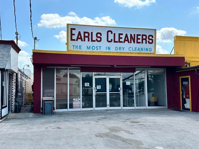 More Photos Of , San Antonio General Retail For Sale