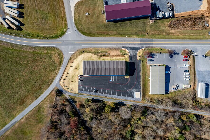 More Photos Of 1571 Pleasants Dr dr, Mount Crawford Warehouse For Lease