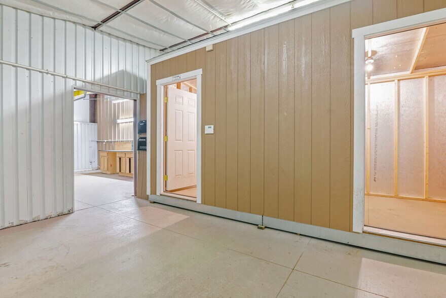 More Photos Of 2753 SH 322 Hwy, Longview Office Residential For Sale