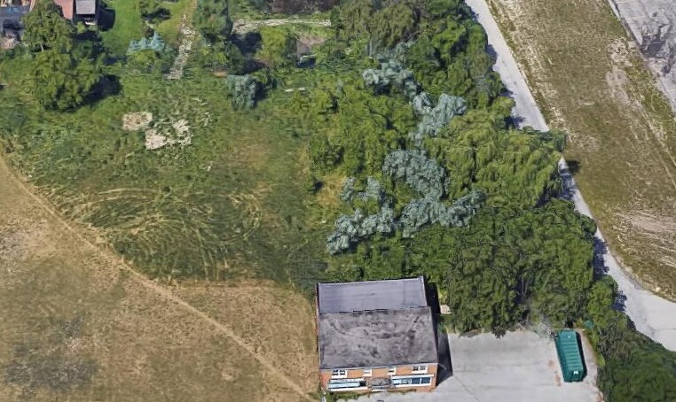 More Photos Of 17680 Leslie St, Newmarket Storefront Retail Residential For Sale