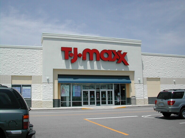 Primary Photo Of 1440-1480 Jeffreys Rd, Rocky Mount General Retail For Lease