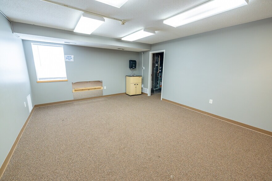 More Photos Of 800 SW 150 Hwy, Lee's Summit Office For Sale