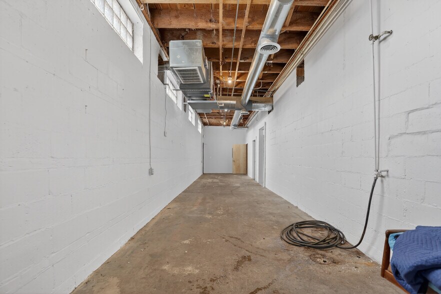 More Photos Of 2412-2414 N Robinson Ave, Oklahoma City Storefront Retail Office For Sale