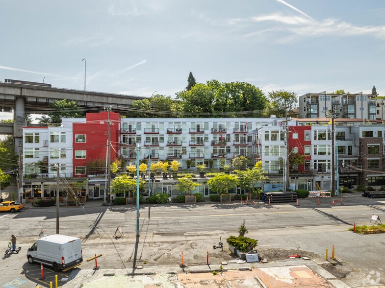 More Photos Of 2946-2956 Eastlake Ave E, Seattle Apartments For Sale