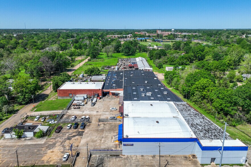 More Photos Of 605 S Gallatin St, Jackson Warehouse For Sale