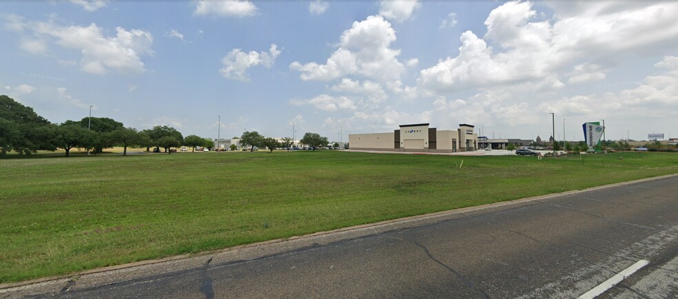 More Photos Of 2501 Earl Rudder Fwy, College Station Land For Sale