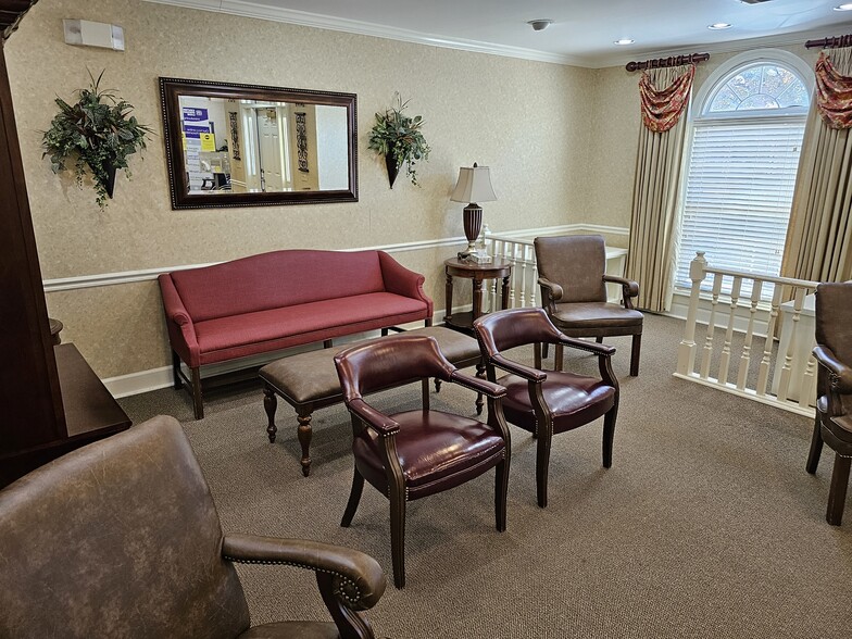 More Photos Of 505 Mount Pleasant Rd, Thomson Healthcare For Lease