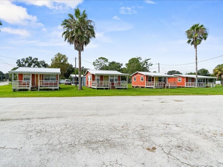 More Photos Of 10730 Camp Mack Rd, Lake Wales Storefront Retail Residential For Sale