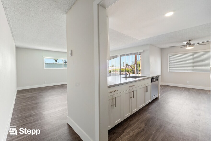 More Photos Of 430 Obispo Ave, Long Beach Apartments For Sale