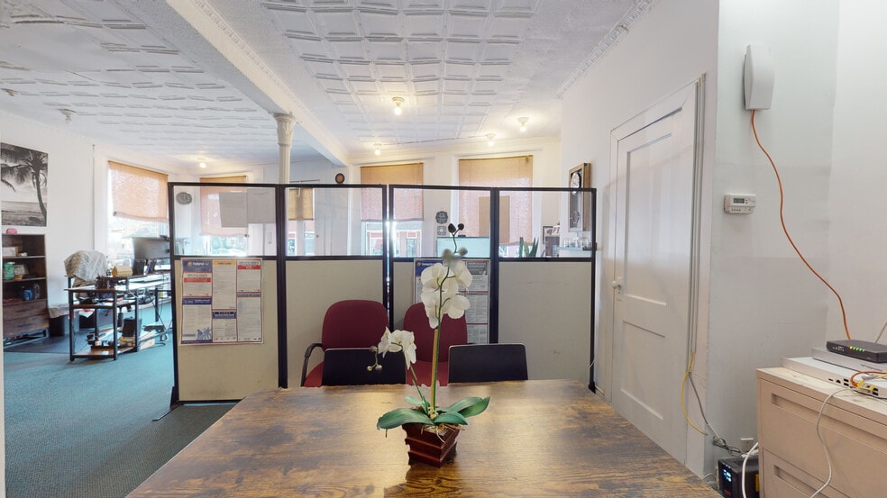 More Photos Of 934 State St, New Haven Apartments For Lease
