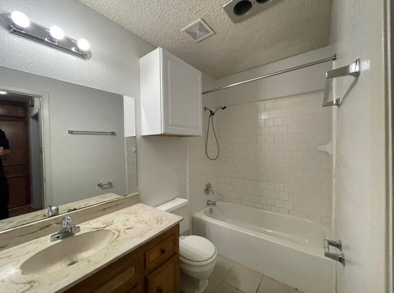 More Photos Of 7401 Avenue X, Lubbock Multifamily For Sale