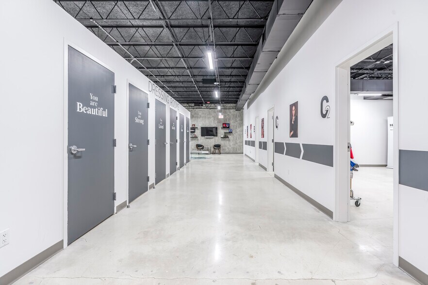 More Photos Of 1014 N Dixie Hwy, Lake Worth Beach Loft Creative Space For Sale