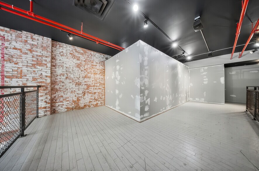 More Photos Of 783-793 N High St, Columbus Storefront For Lease