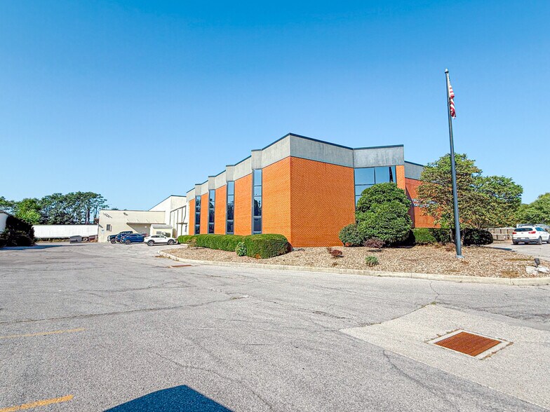 Primary Photo Of 3101 Beale Ave, Altoona Showroom For Sale