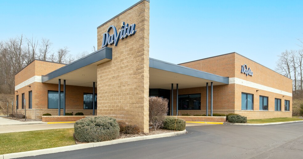 More Photos Of 4350 S Ironwood Dr, South Bend Medical For Sale