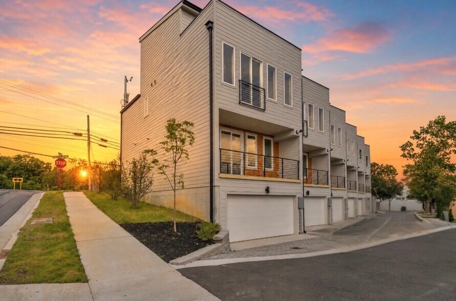 More Photos Of , Nashville Multifamily For Sale