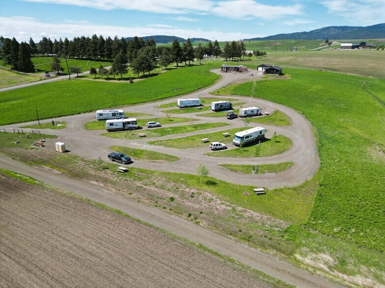 More Photos Of 110 Seubert Heights Dr, Cottonwood Trailer Camper Park For Sale