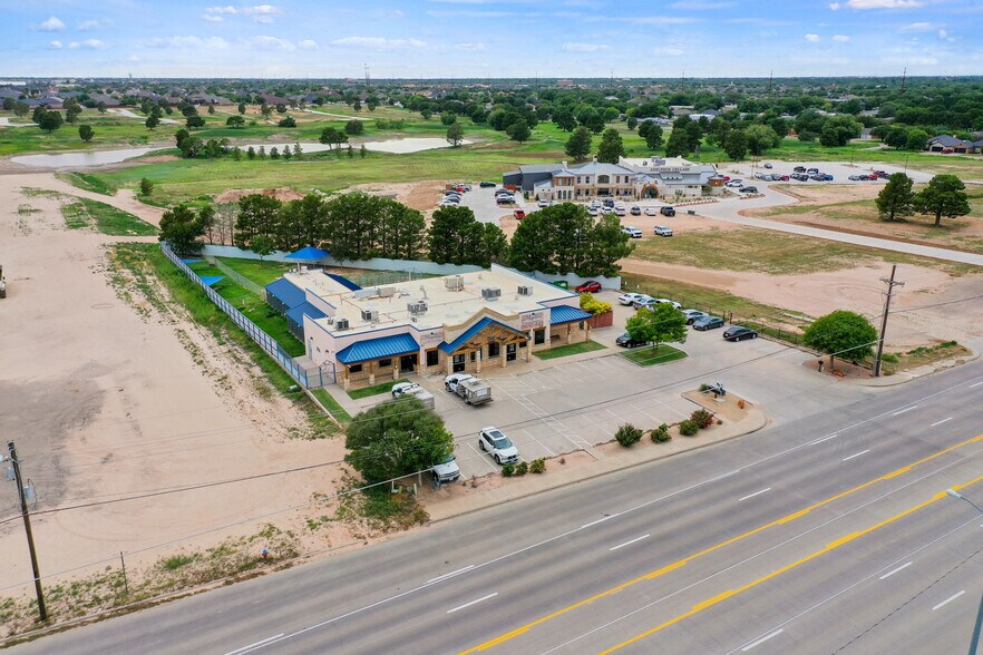 More Photos Of 11302 Indiana Ave, Lubbock Veterinarian Kennel For Sale