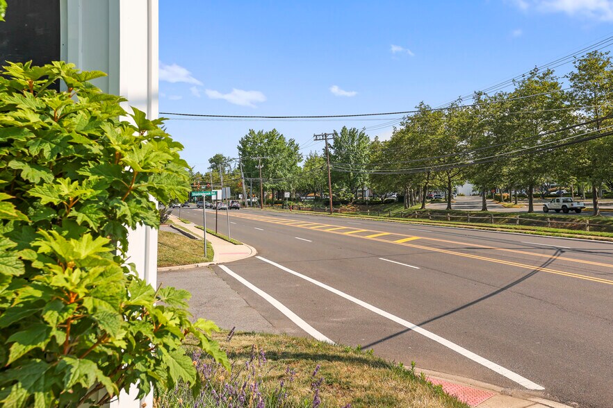 More Photos Of 630 Broad St, Shrewsbury Office For Sale