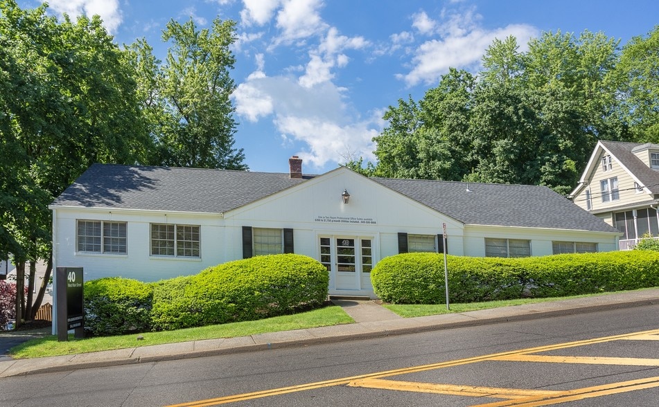 Primary Photo Of 40 W Main St, Mount Kisco Office For Lease