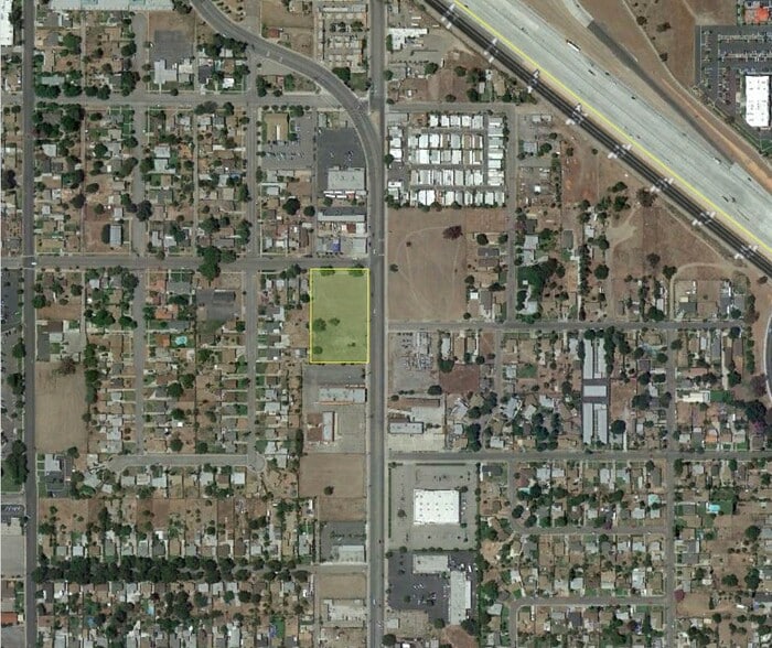 More Photos Of 1950 N Mount Vernon Ave, San Bernardino Land For Sale