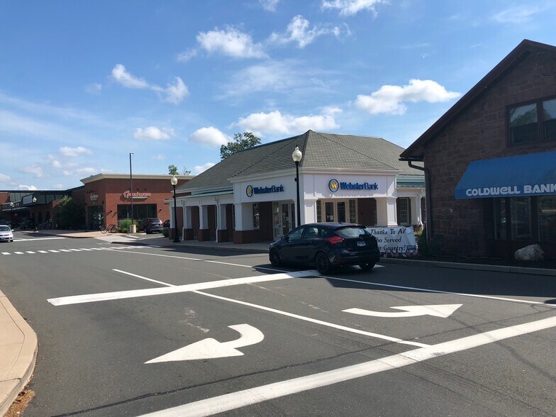 More Photos Of 700-720 Hopmeadow St, Simsbury Unknown For Lease