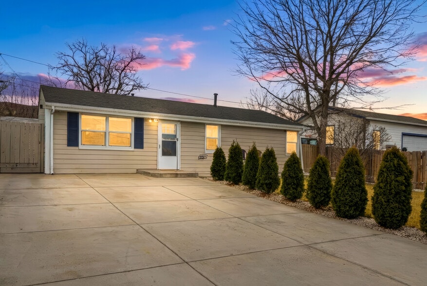 More Photos Of 2940 W 54th Ave, Denver Flex For Sale