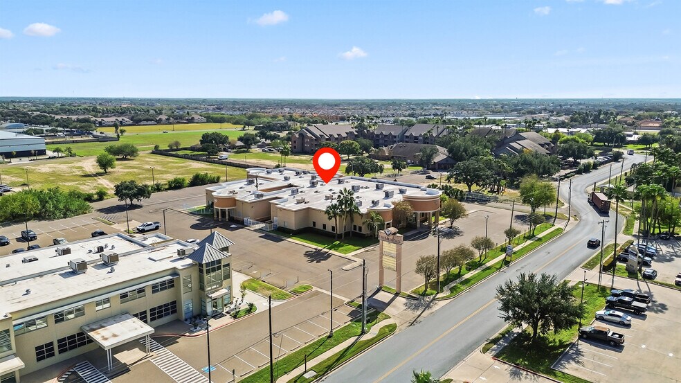 More Photos Of 2101 S Cynthia St, McAllen Medical For Lease