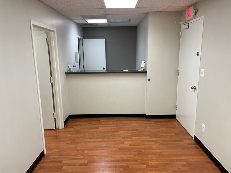 More Photos Of 11125 Rockville Pike, Rockville Medical For Lease