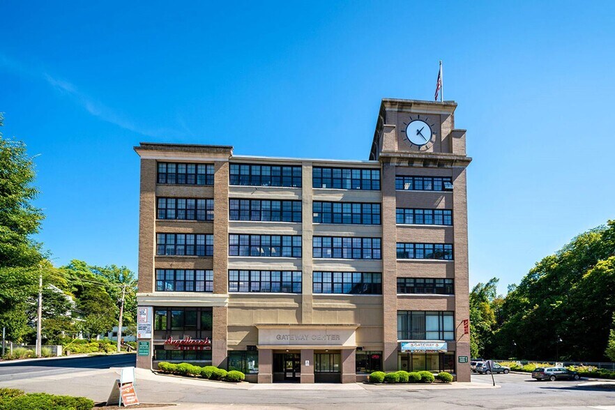 More Photos Of 401 E State St, Ithaca Apartments For Lease
