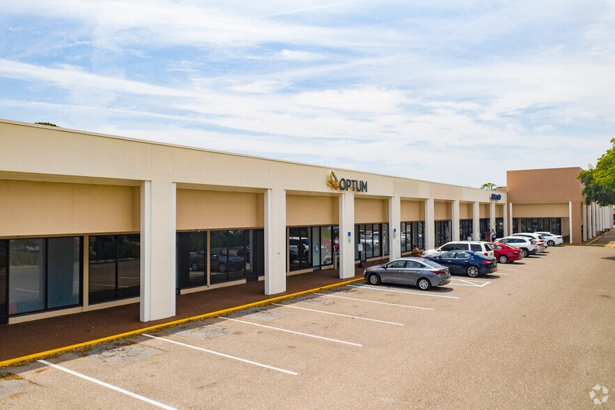 More Photos Of 2810-3016 54th Ave S, Saint Petersburg Unknown For Lease