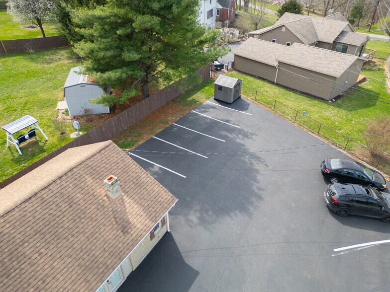 More Photos Of 10 Dun Rd, Chillicothe Office For Sale