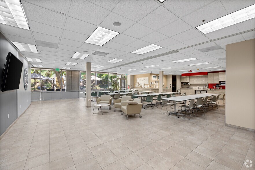 More Photos Of 4330 Park Terrace Dr, Westlake Village Flex For Sale