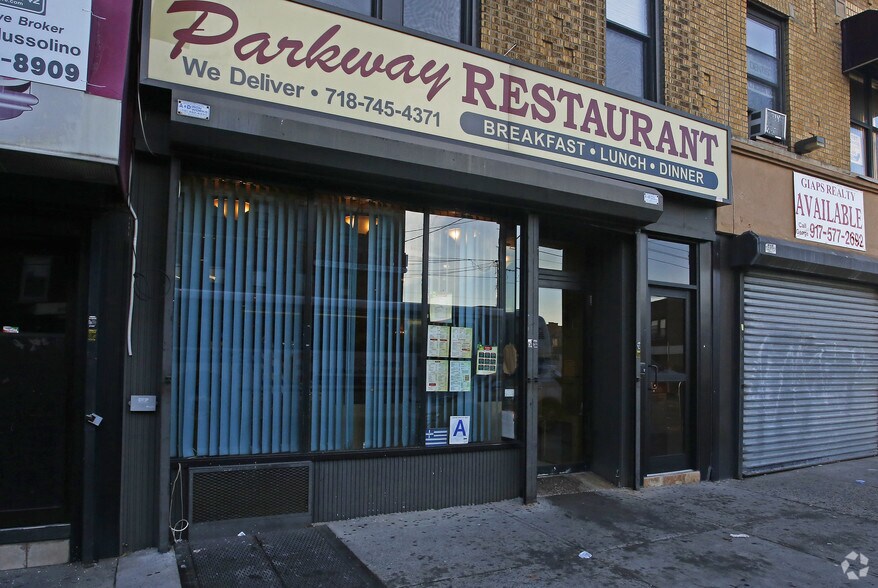 More Photos Of 7504 13th Ave, Brooklyn Storefront Retail Residential For Lease