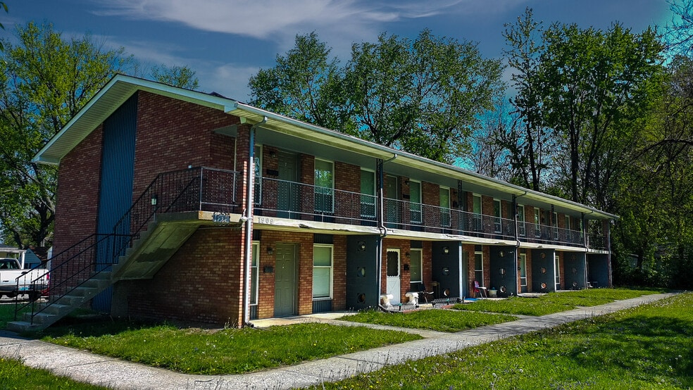 More Photos Of 1909 San Jose Ave, Louisville Apartments For Sale