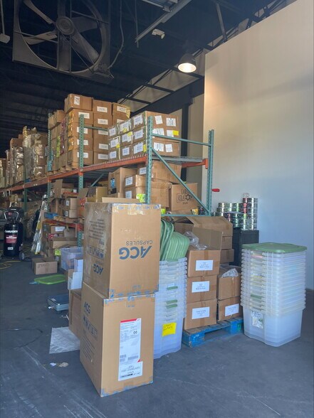 More Photos Of 2099 S Park Rd, Hallandale Manufacturing For Sale