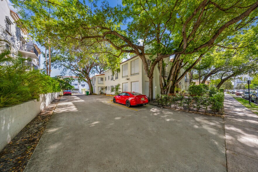 More Photos Of 315 Navarre Ave, Coral Gables Apartments For Sale