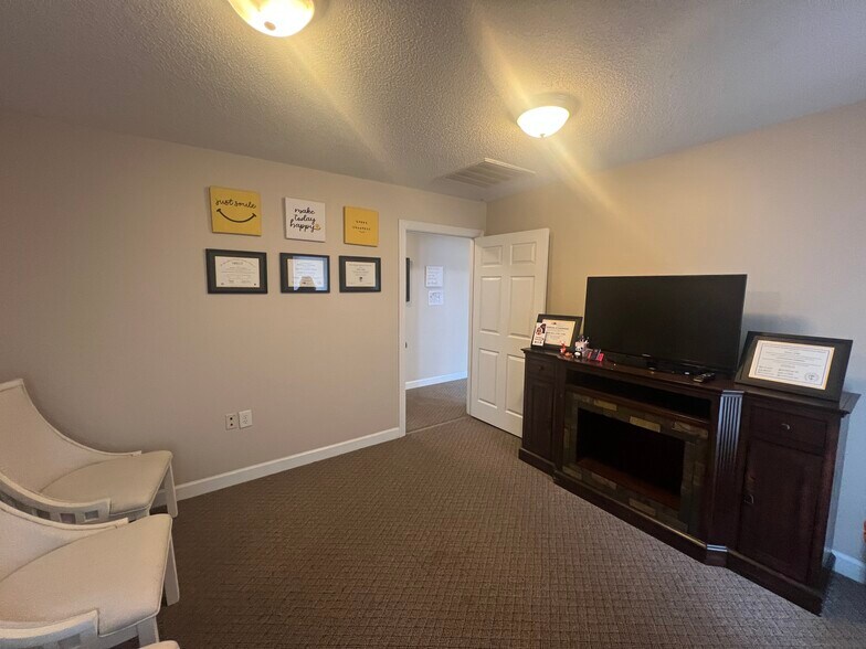 More Photos Of 436 E Long Ave, Gastonia Office For Lease