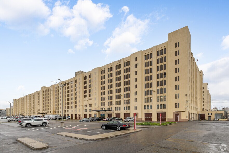 More Photos Of 140 58th St, Brooklyn Manufacturing For Lease