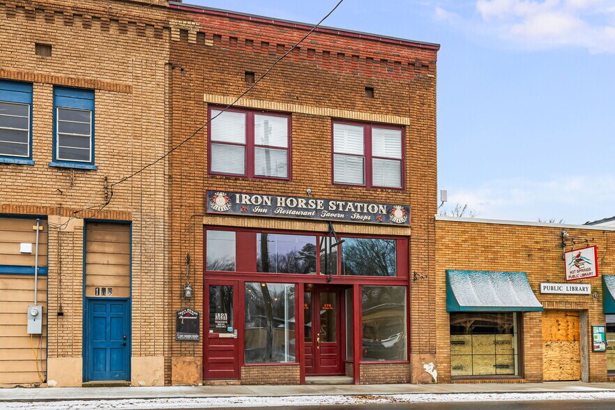 More Photos Of 24 #3 South Andrews Ave, Hot Springs Office For Sale