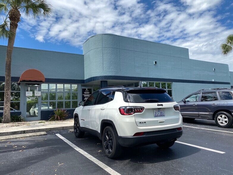 More Photos Of 7351 W Oakland Park Blvd, Fort Lauderdale Office For Sale