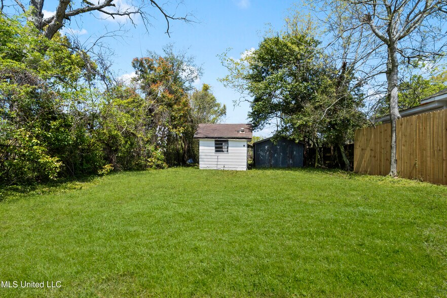 More Photos Of 3406 12th St, Gulfport Specialty For Sale