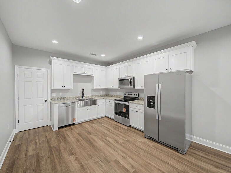 More Photos Of 515 Birch St, Adel Apartments For Sale