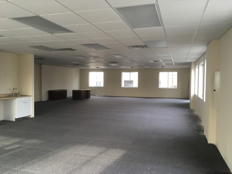 More Photos Of 69 Montauk Hwy, Copiague Loft Creative Space For Lease