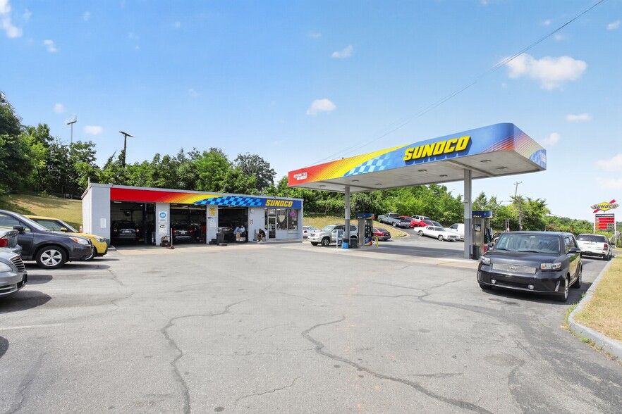 More Photos Of 5803 Annapolis Rd, Bladensburg Service Station For Sale